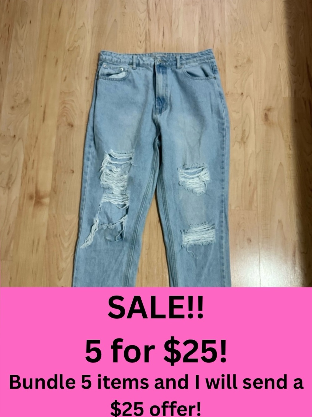 5/$25 Lucky Brand Light Blue Distressed Mom Jeans